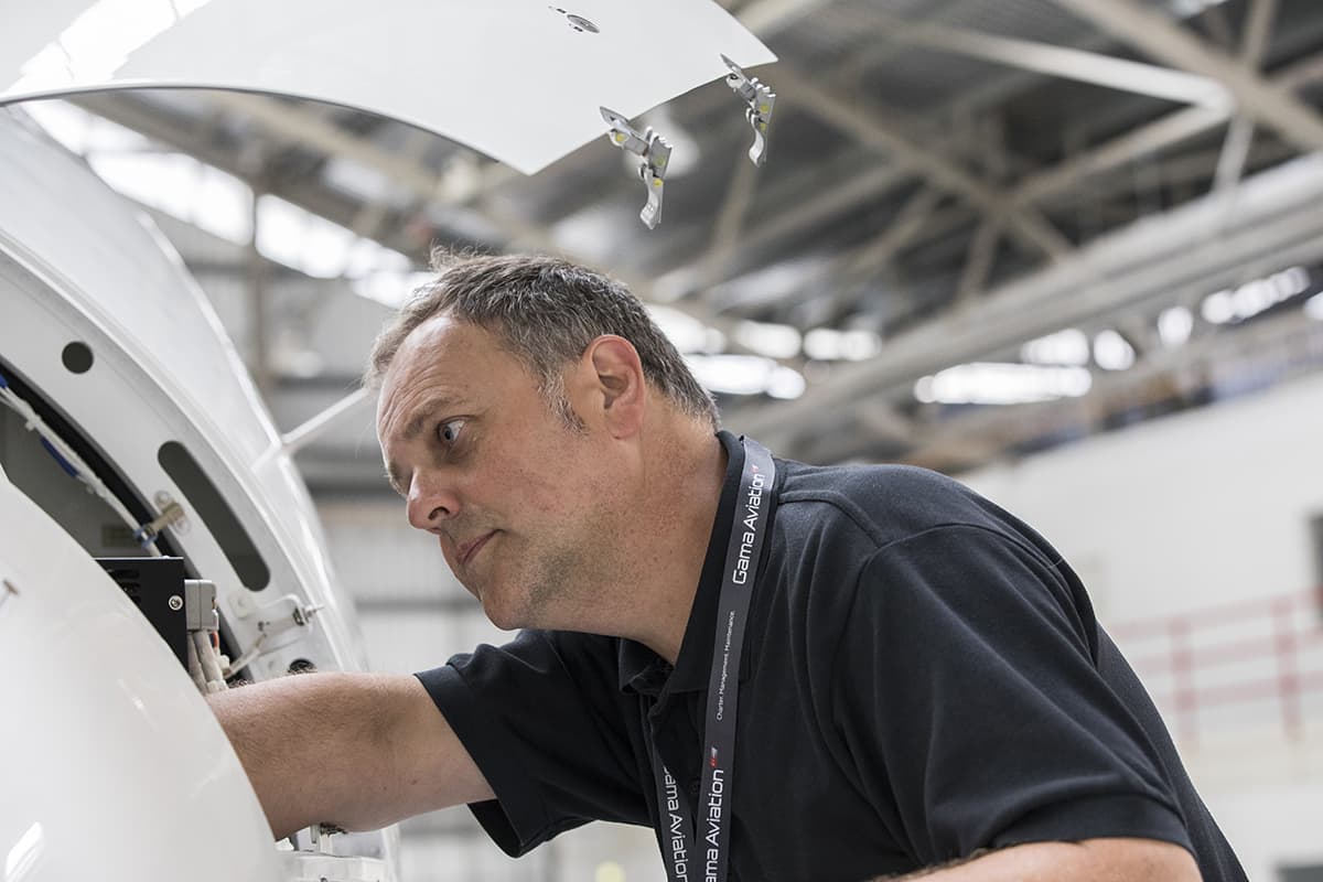 Seattle Boeing Field aircraft maintenance. AOG & line support at KBFI